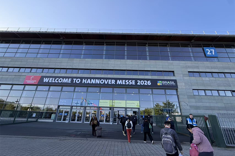 Exhibitor's Live Report apud Hannoveram Messe